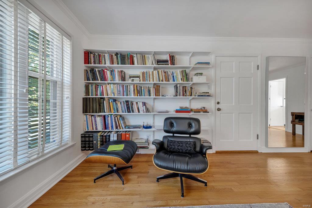 7520 Wydown Boulevard, Unit 2W Clayton, MO 63105 - Photo 3 of 29