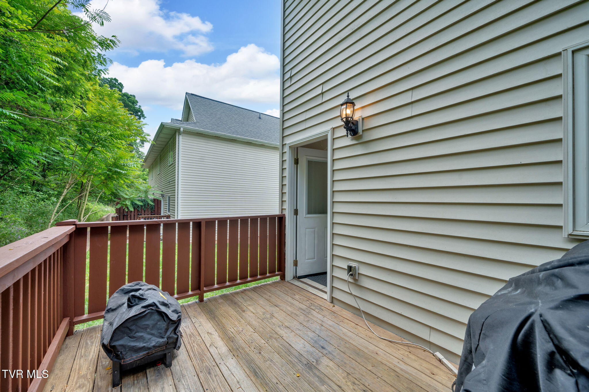 1102 Cherokee Road, Unit 1 Johnson City, TN 37604 - Photo 31 of 41 40-web-or-mls-DSC03355