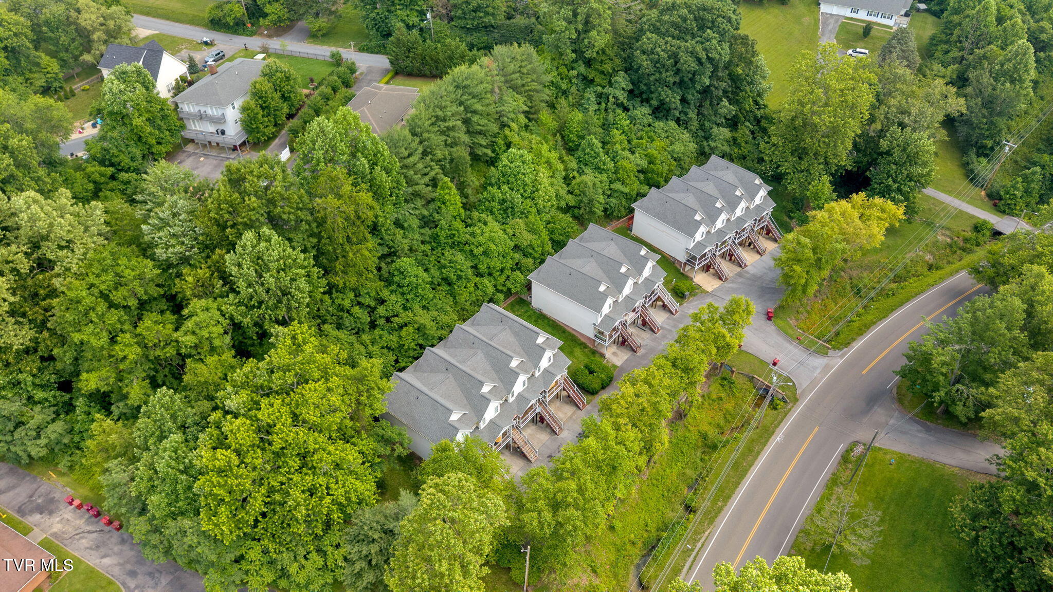1102 Cherokee Road, Unit 1 Johnson City, TN 37604 - Photo 33 of 41 3-web-or-mls-DJI_20250606114622_0571_D