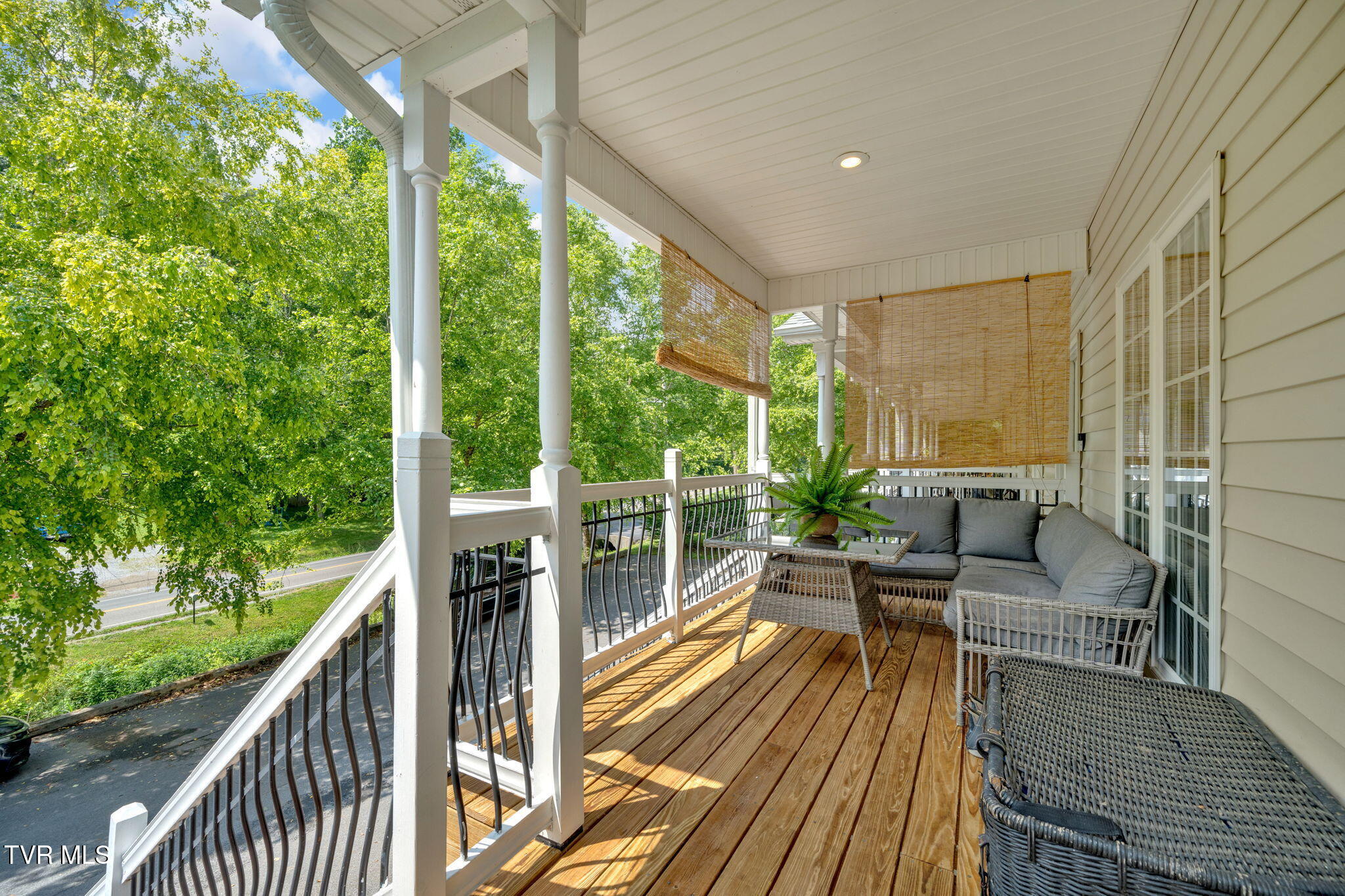 1102 Cherokee Road, Unit 1 Johnson City, TN 37604 - Photo 5 of 41 14-web-or-mls-DSC03274