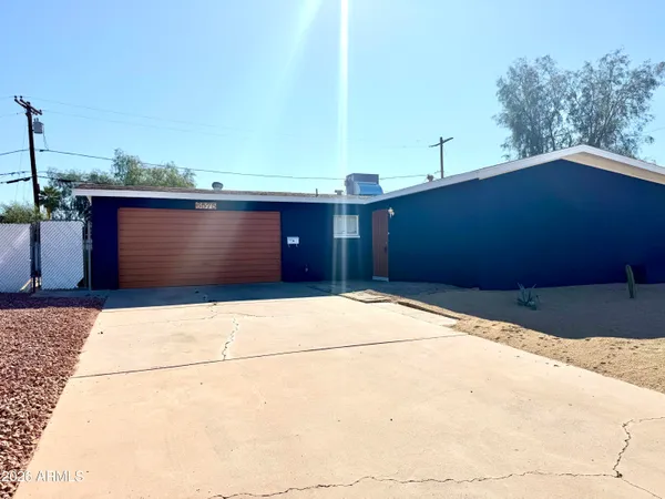 $1,750 | 6575 West Medlock Drive, Glendale, AZ 85301