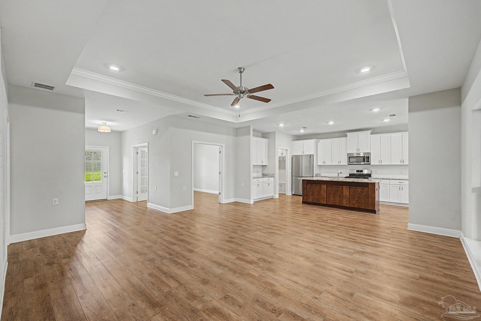 400 Broadleaf Circle Cantonment, FL 32533 - Photo 10 of 34