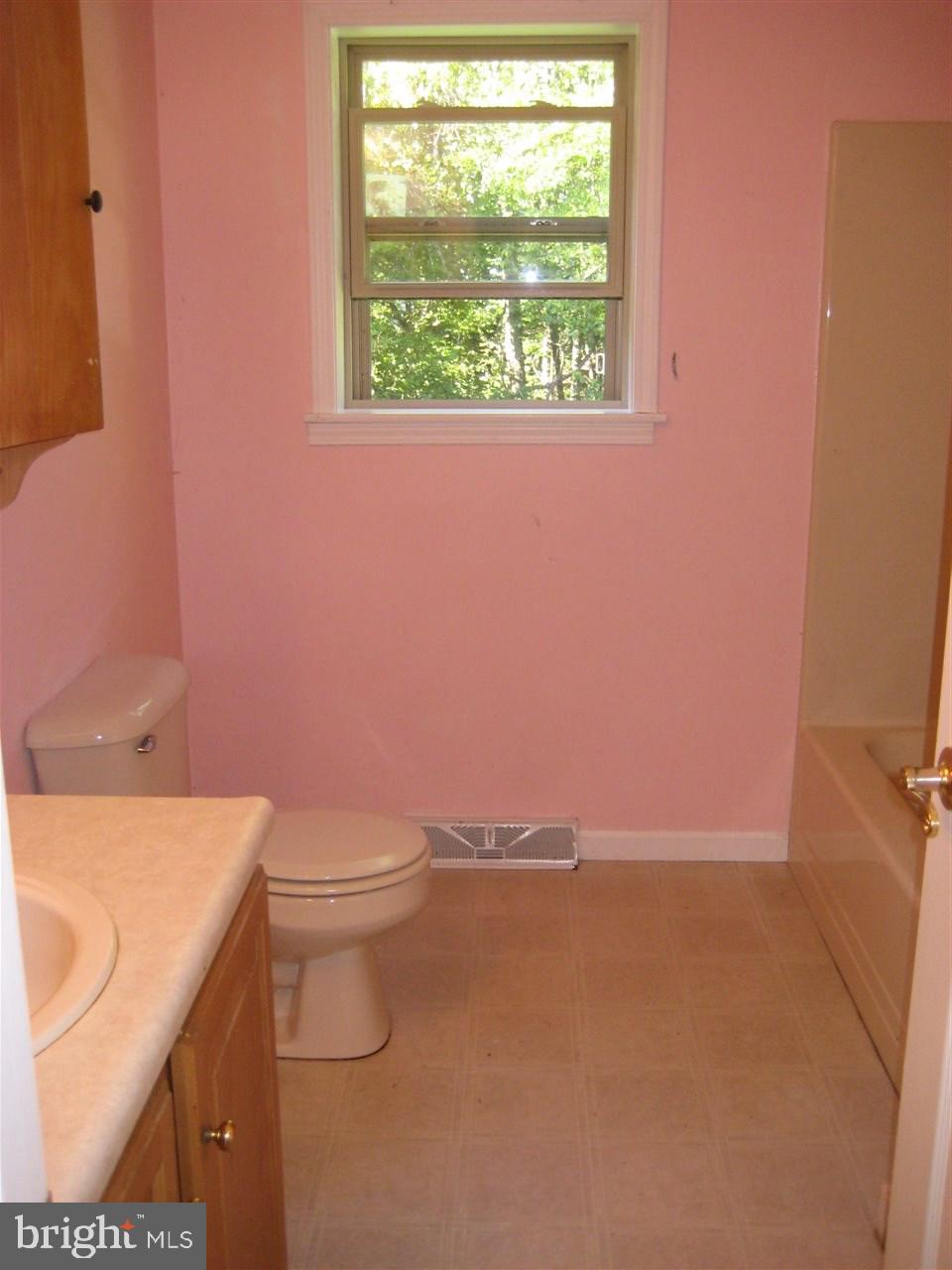 5631 Stormy Hill Road Spring Grove, PA 17362 - Photo 16 of 31