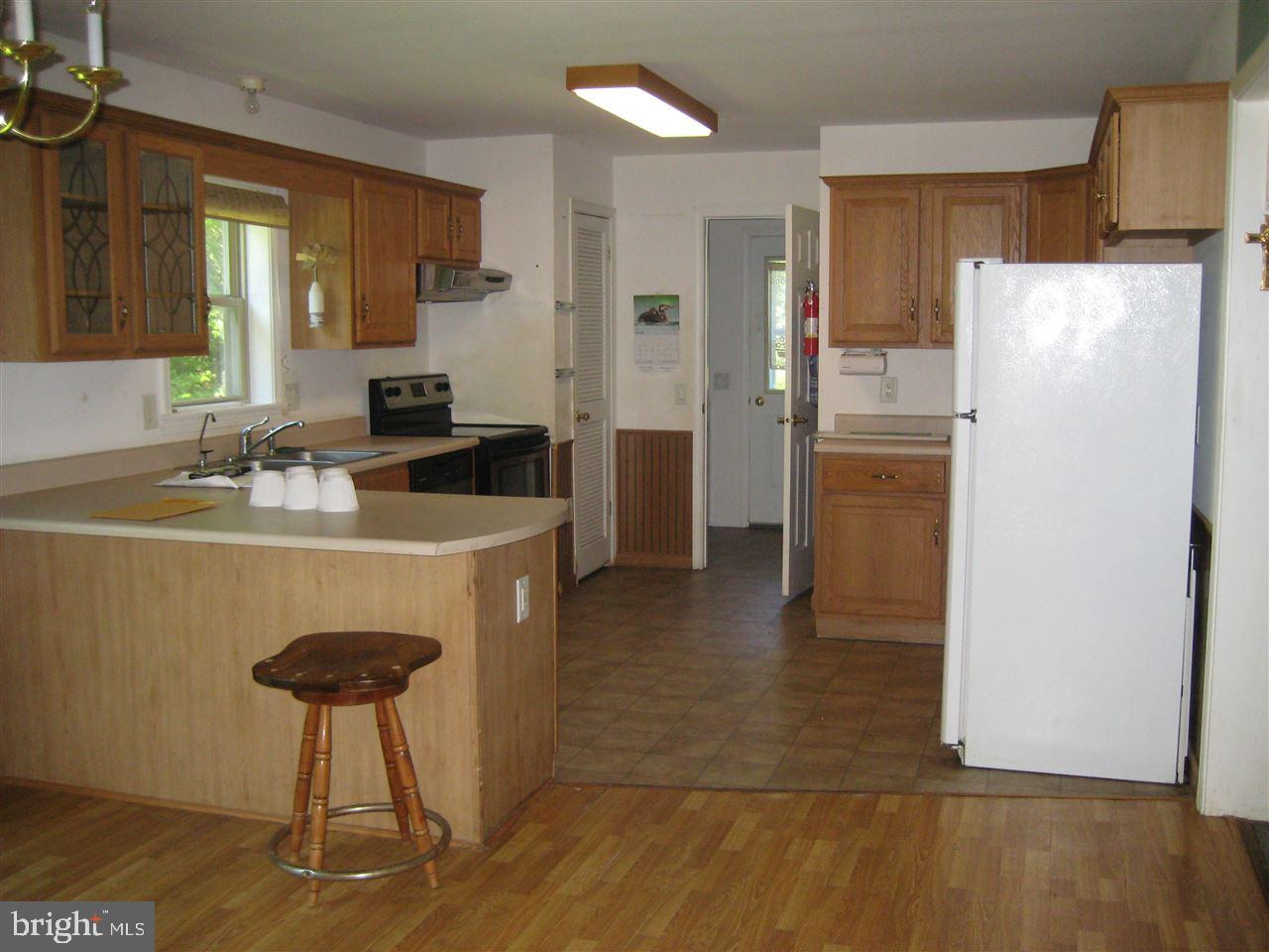 5631 Stormy Hill Road Spring Grove, PA 17362 - Photo 6 of 31