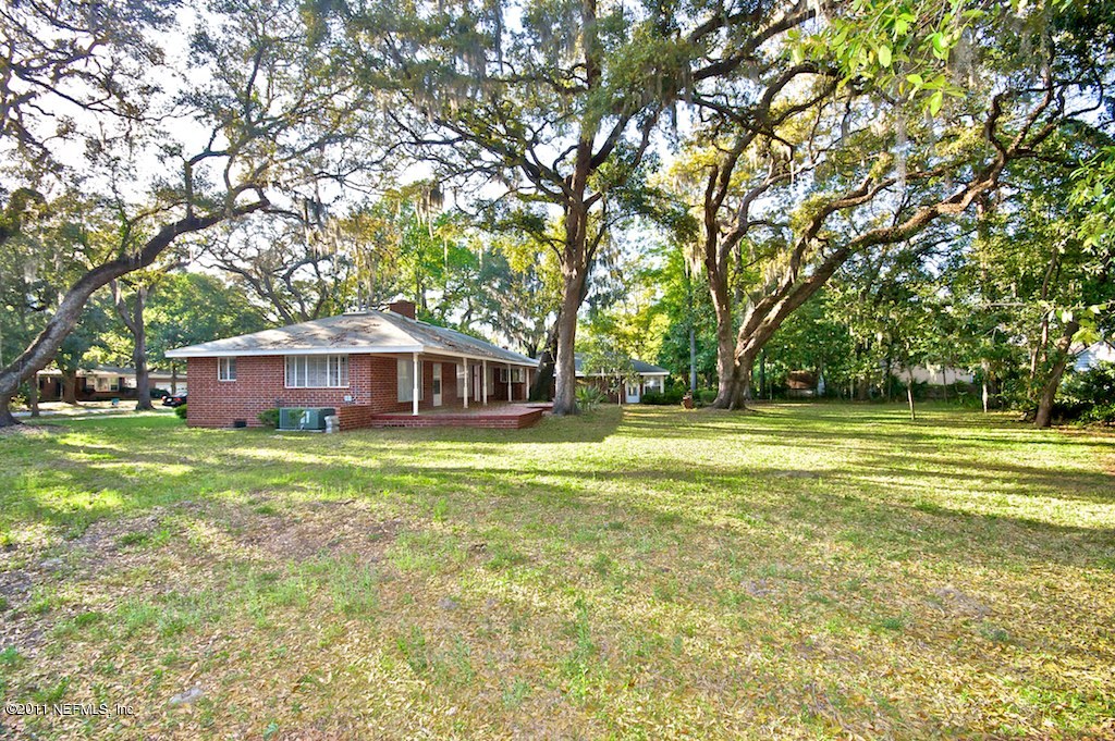 1407 Glengarry Road Jacksonville, FL 32207 - Photo 18 of 19 Back yard and extra lot