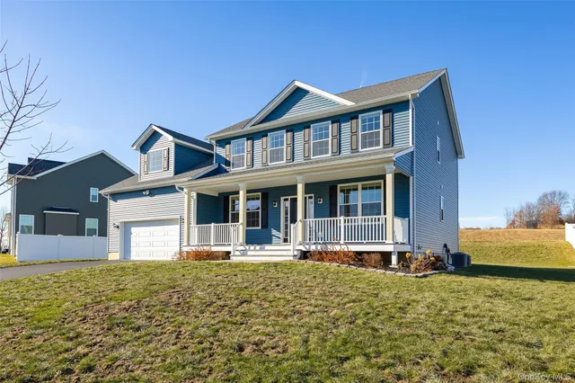 $675,000 | 30 Kensington Lane, Poughkeepsie, NY 12603