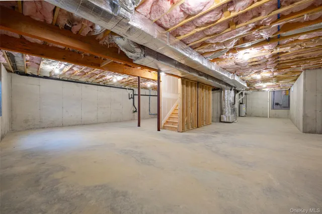 a front view of house with yard and entertaining space