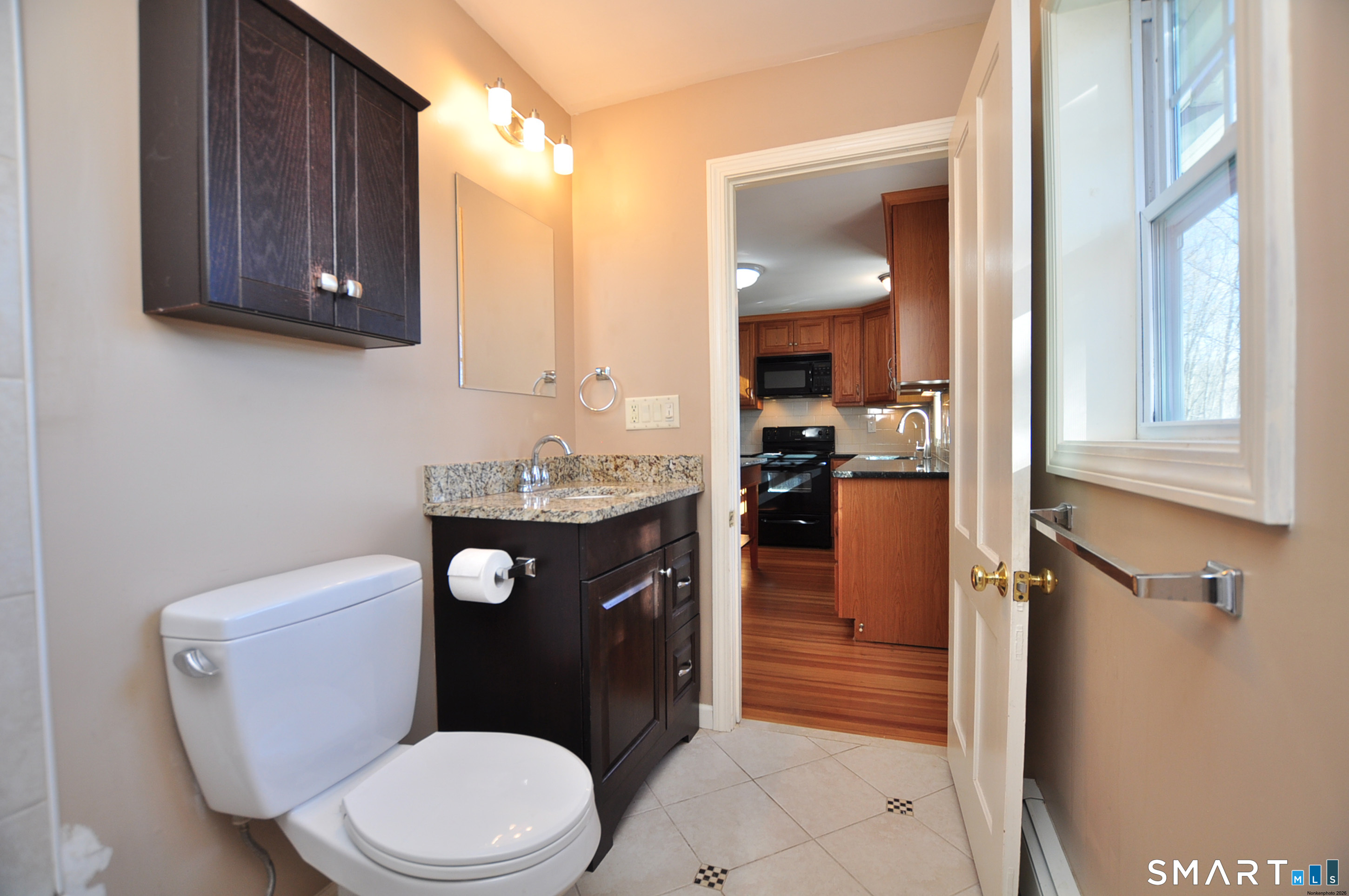 48 Claire Hill Road, Unit B Burlington, CT 06013 - Photo 13 of 34