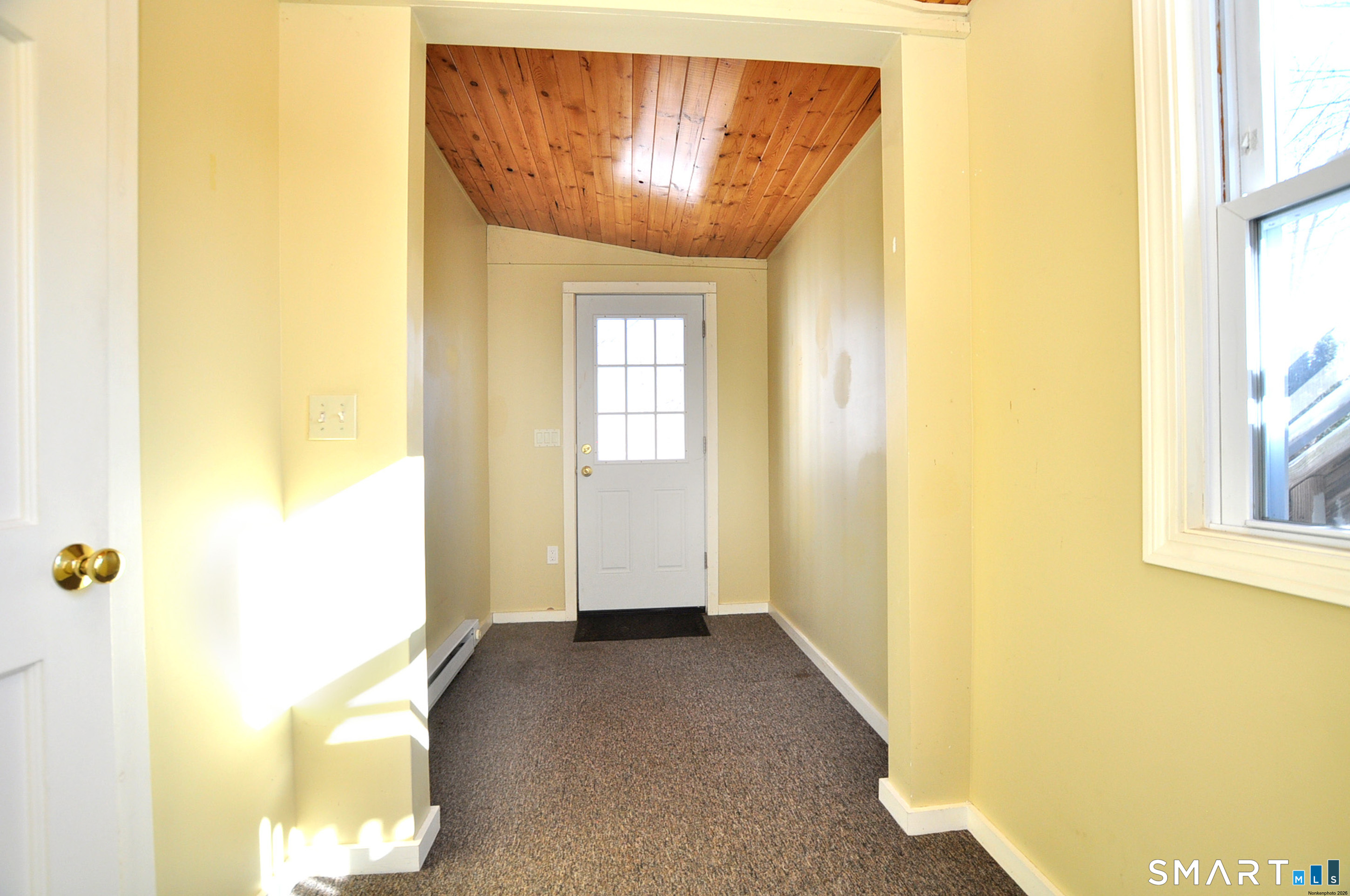 48 Claire Hill Road, Unit B Burlington, CT 06013 - Photo 3 of 34