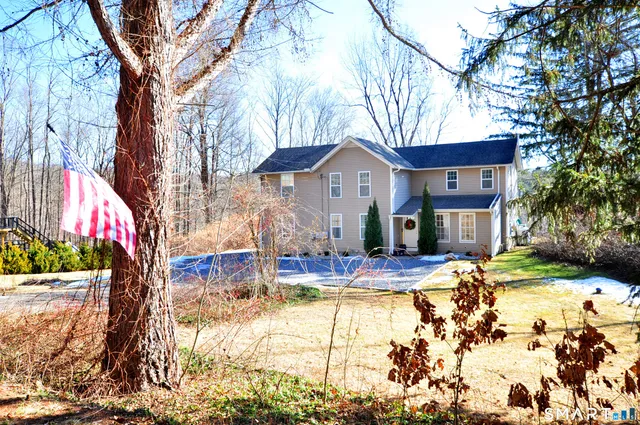 $2,000 | 48 Claire Hill Road, Unit B, Burlington, CT 06013