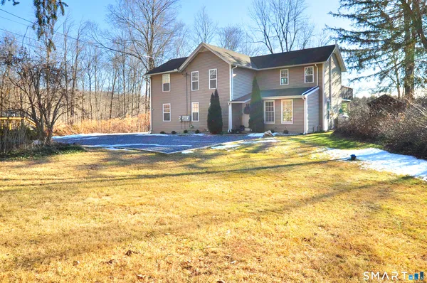 $2,000 | 48 Claire Hill Road, Unit B, Burlington, CT 06013