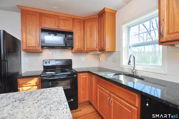 $2,000 | 48 Claire Hill Road, Unit B, Burlington, CT 06013