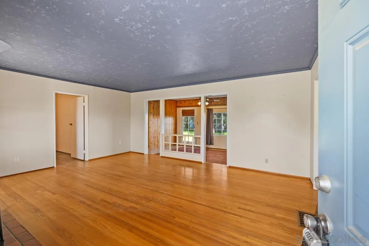 1890 Calmin Drive Fallbrook, CA 92028 - Photo 7 of 41