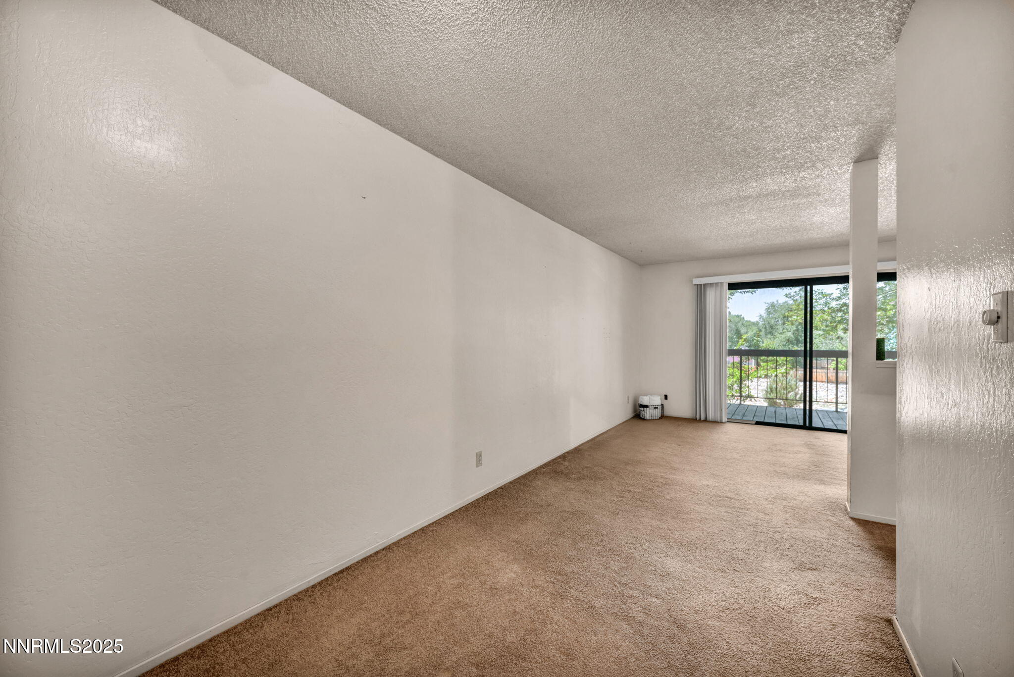 2955 Lakeside Drive, Unit 203 Reno, NV 89509 - Photo 28 of 35 Dining Area