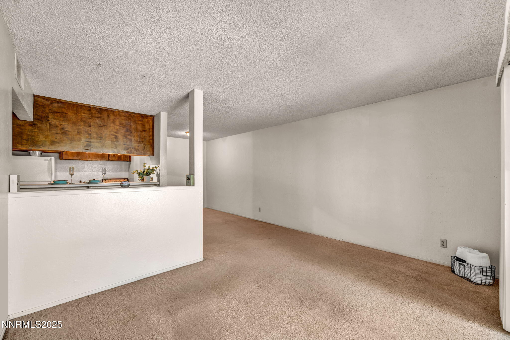 2955 Lakeside Drive, Unit 203 Reno, NV 89509 - Photo 30 of 35 Living Area