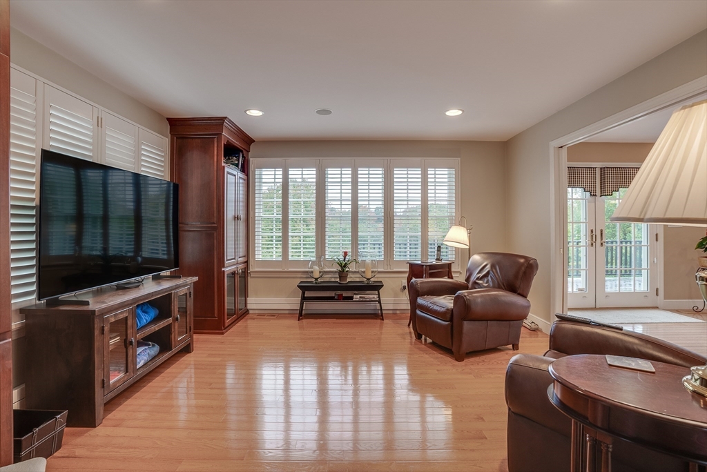 114 French Farm Road North Andover, MA 01845 - Photo 16 of 40 Gallery Image 16