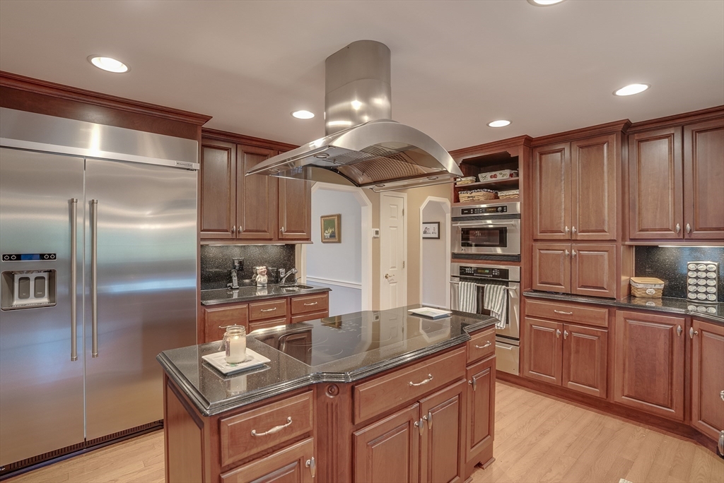 114 French Farm Road North Andover, MA 01845 - Photo 9 of 40 Gallery Image 9