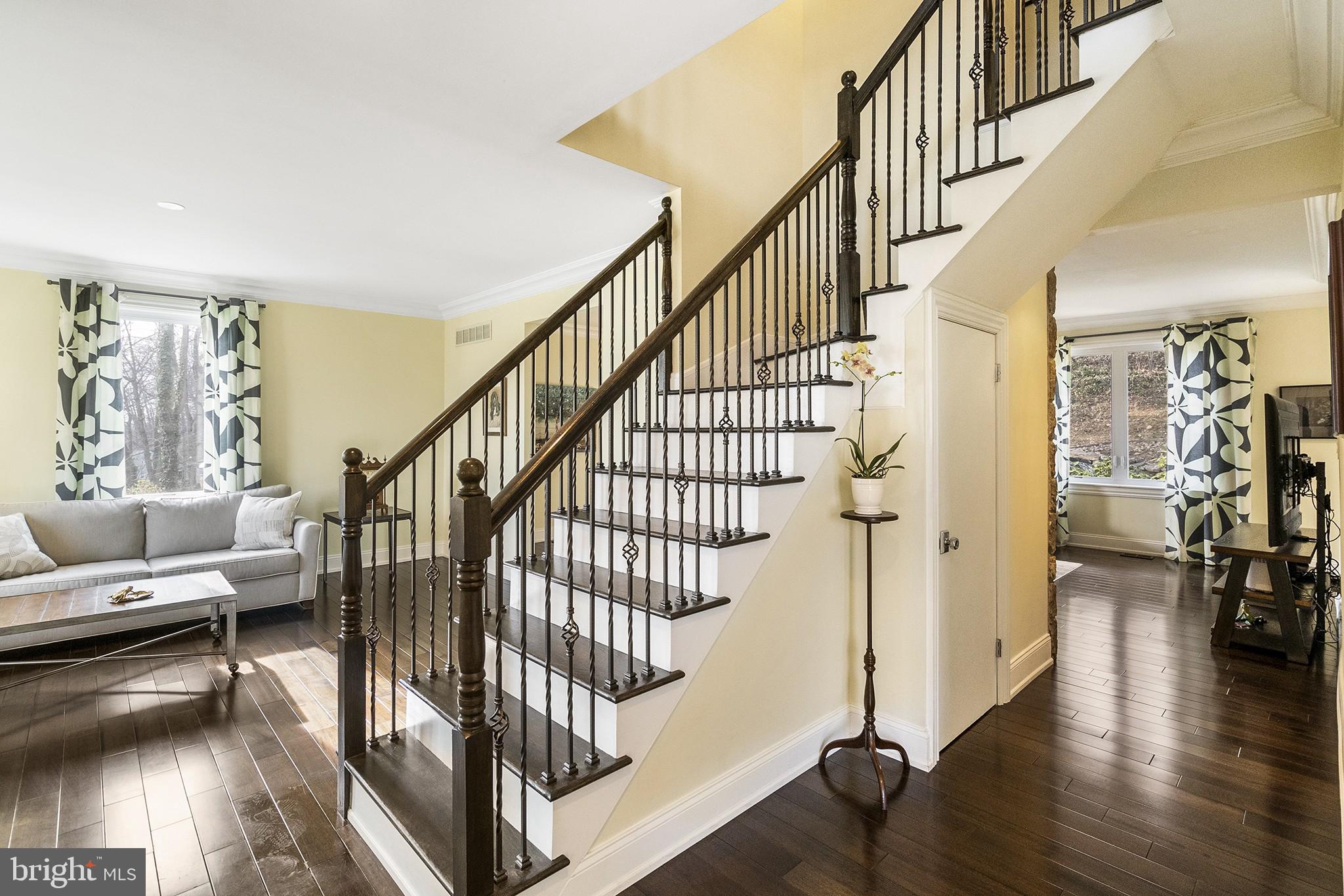 3316 Manor Road Huntingdon Valley, PA 19006 - Photo 6 of 35 Gallery Image 6
