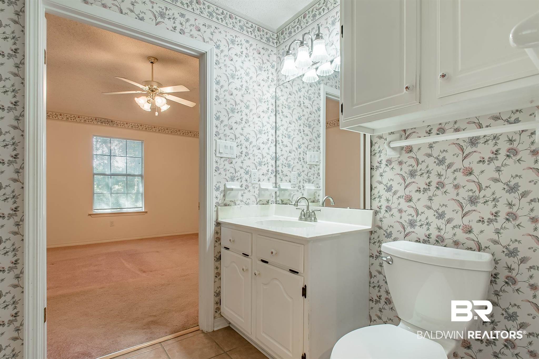 138 Fairway Drive Daphne, AL 36526 - Photo 19 of 34 Owner's Bathroom