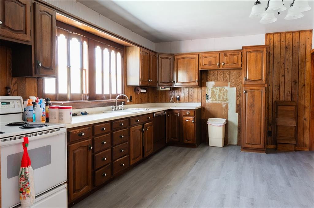 747 Frbk Herbert Road New Salem, PA 15468 - Photo 16 of 43