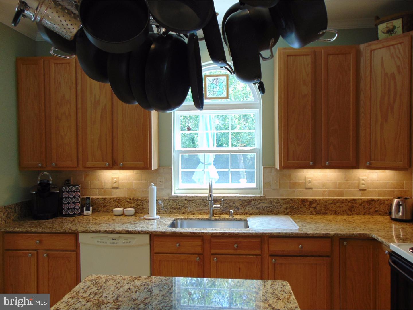 4447 Garnet Mine Road Boothwyn, PA 19061 - Photo 7 of 25 Kitchen