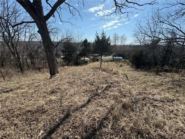 $6,500 | 38 Cedar Drive, Linn Valley, KS 66040