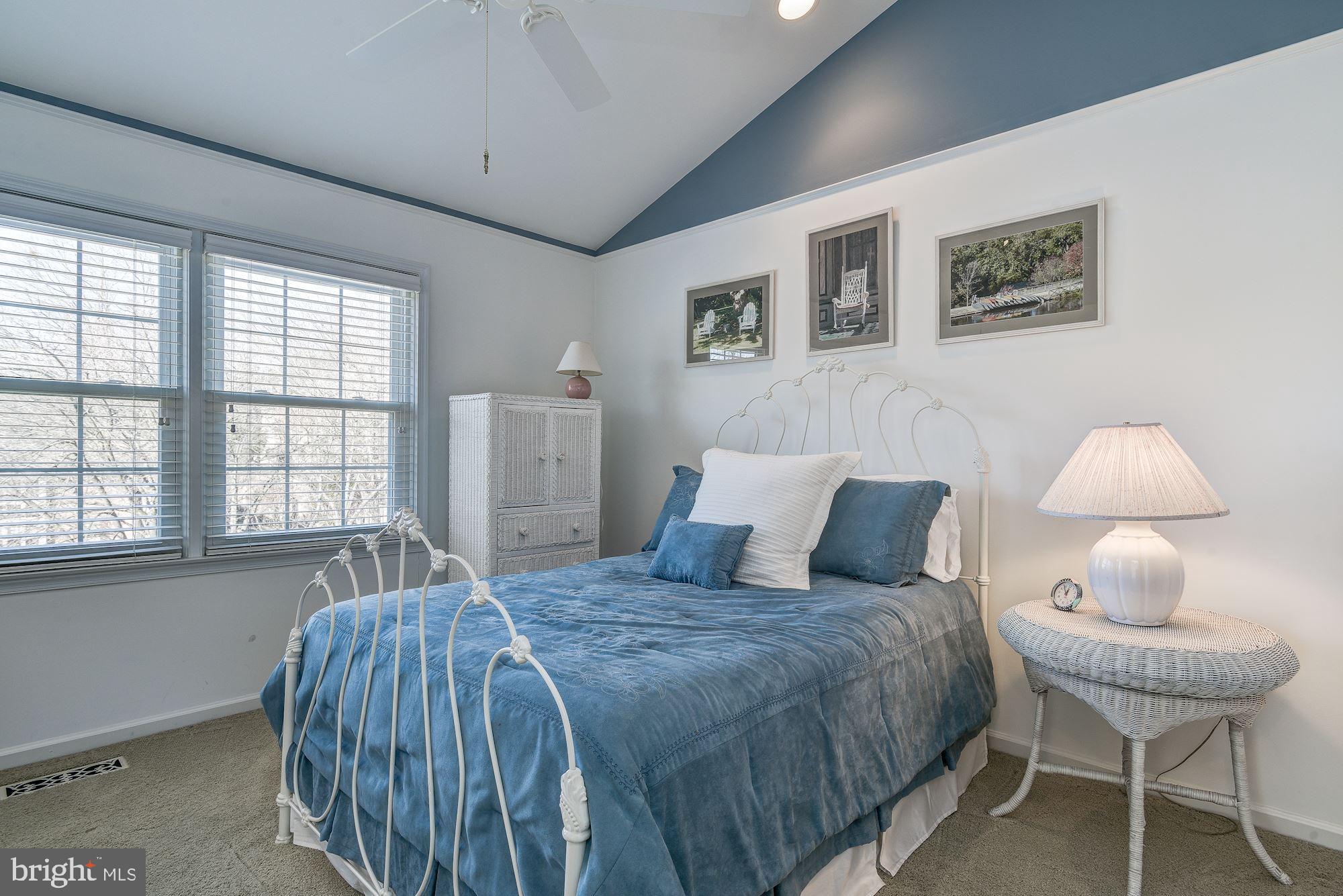 8401 Quarry Ridge Road Bethesda, MD 20817 - Photo 14 of 23 Guest Bedroom