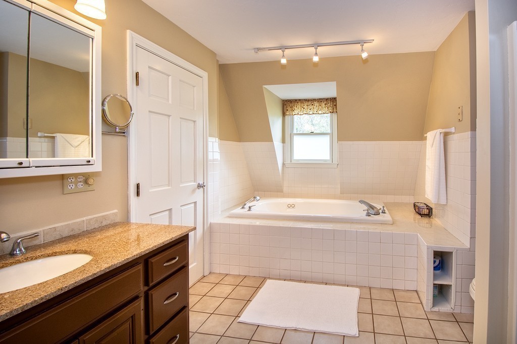 63 Simon Hill Road Norwell, MA 02061 - Photo 14 of 20 Gallery Image 14