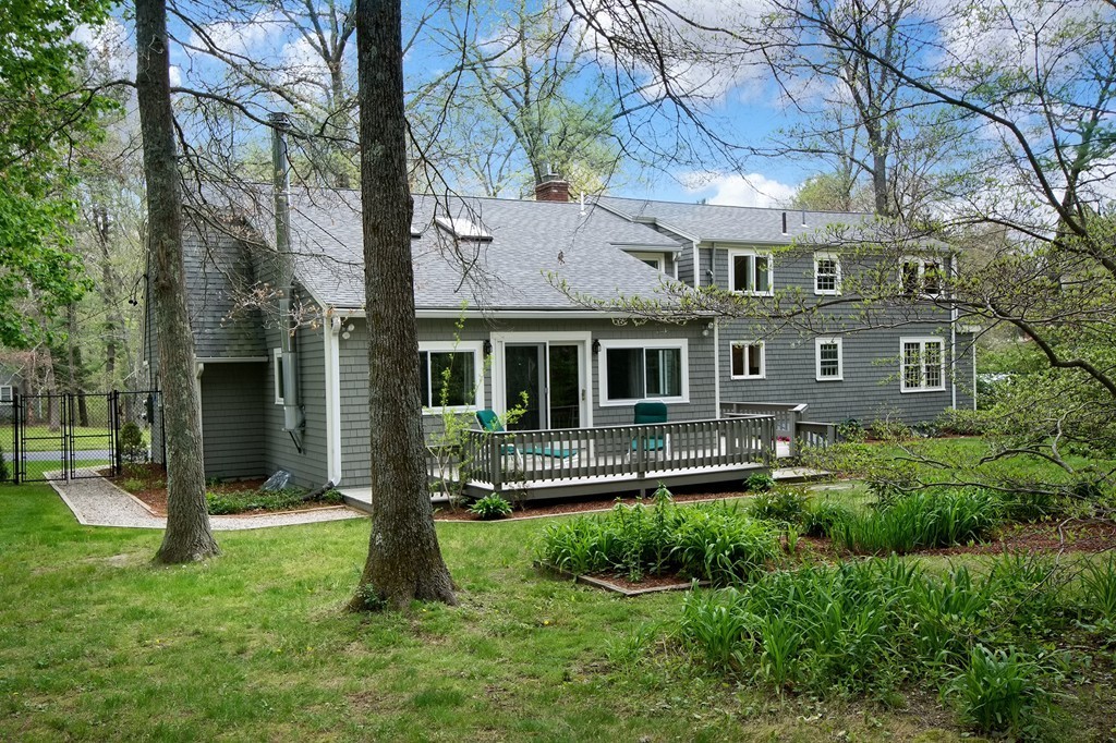 63 Simon Hill Road Norwell, MA 02061 - Photo 4 of 20 Gallery Image 4