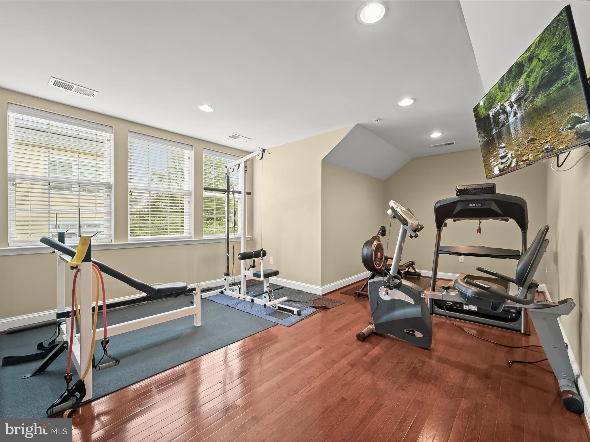 5769 Richards Valley Road Ellicott City, MD 21043 - Photo 11 of 76 Fitness room