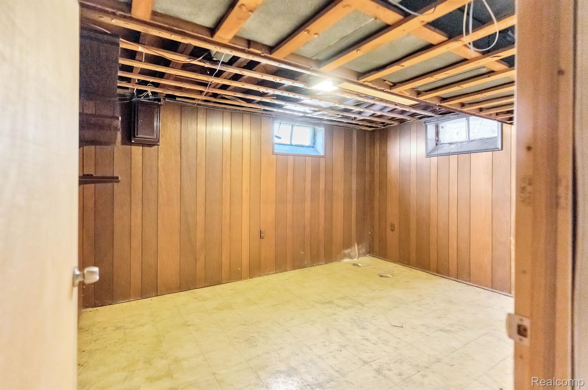 26616 Five Mile Road Redford, MI 48239 - Photo 21 of 27 Gallery Image 21