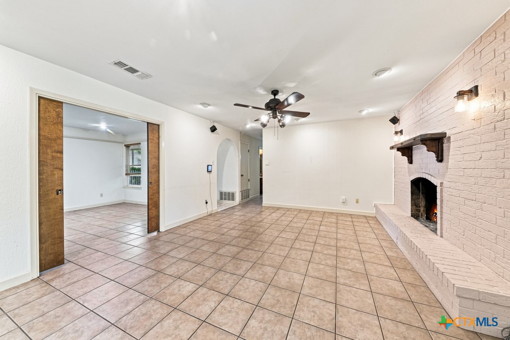 605 Ridgecrest New Braunfels, TX 78130 - Photo 11 of 36 Gallery Image 11