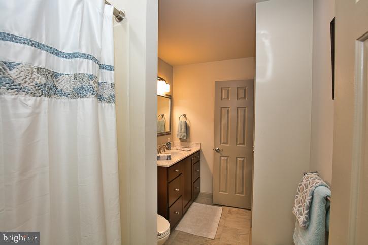 1124 Riverside Drive Salisbury, MD 21801 - Photo 26 of 83 1st floor full bath with shower.