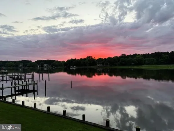 $895,000 | 1124 Riverside Drive, Salisbury, MD 21801