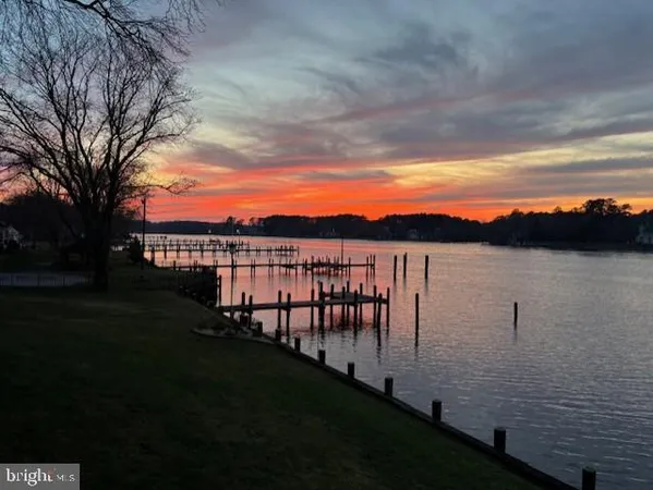 $895,000 | 1124 Riverside Drive, Salisbury, MD 21801