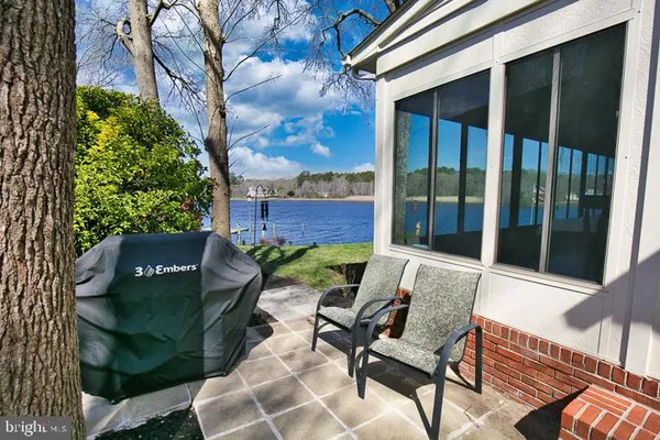 $895,000 | 1124 Riverside Drive, Salisbury, MD 21801