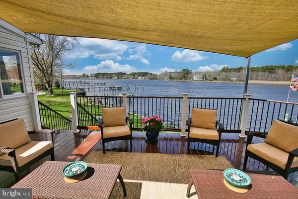 $895,000 | 1124 Riverside Drive, Salisbury, MD 21801