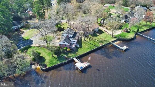 $895,000 | 1124 Riverside Drive, Salisbury, MD 21801