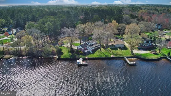 $895,000 | 1124 Riverside Drive, Salisbury, MD 21801