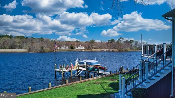 $895,000 | 1124 Riverside Drive, Salisbury, MD 21801