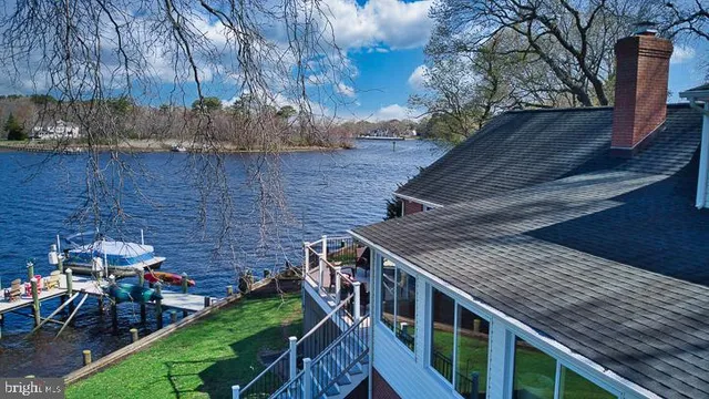 $895,000 | 1124 Riverside Drive, Salisbury, MD 21801