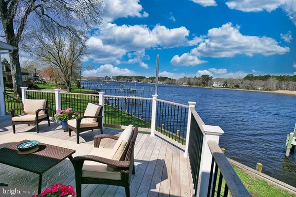 $895,000 | 1124 Riverside Drive, Salisbury, MD 21801