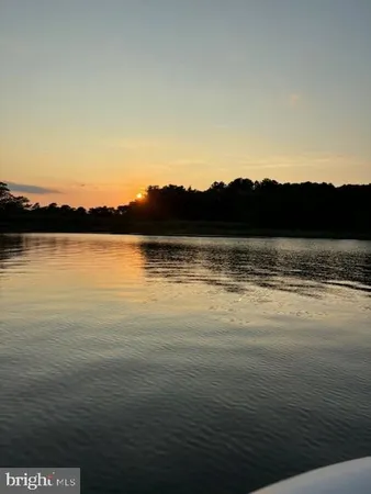 $895,000 | 1124 Riverside Drive, Salisbury, MD 21801