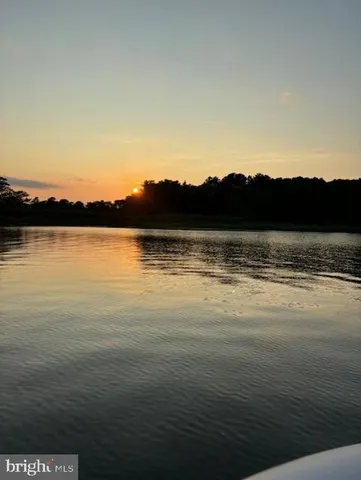 $895,000 | 1124 Riverside Drive, Salisbury, MD 21801