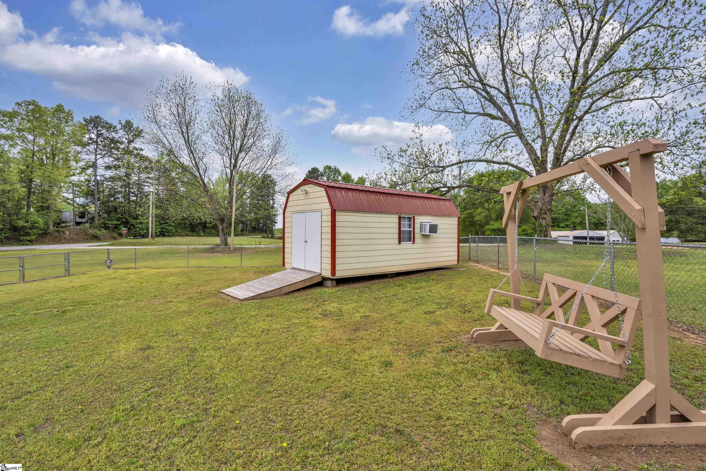 907 State Rd S-44-57 Union, SC 29379 - Photo 23 of 33