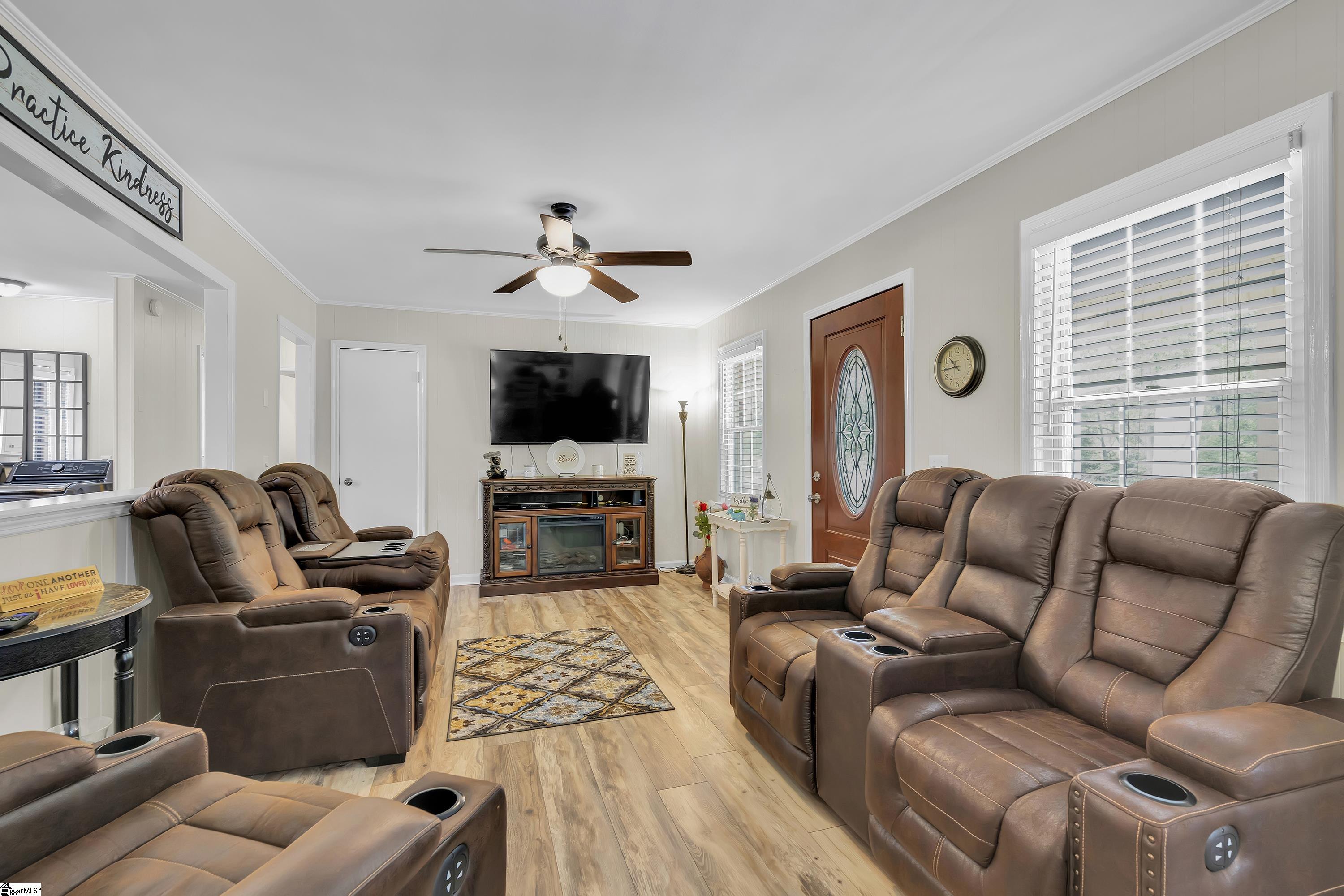 907 State Rd S-44-57 Union, SC 29379 - Photo 4 of 33