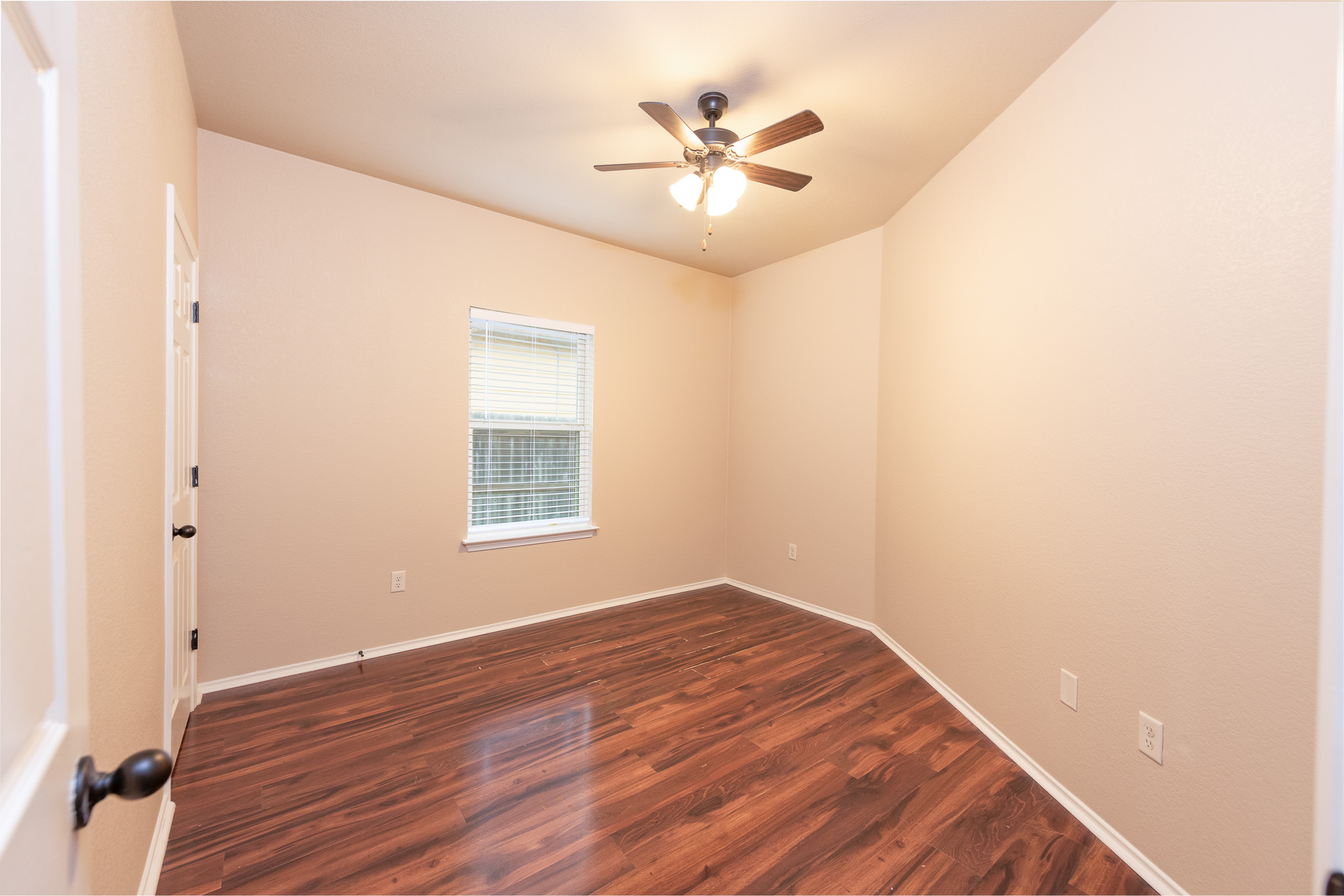436 Jack Rabbit Lane Buda, TX 78610 - Photo 20 of 39 UNIT A INTERIOR
