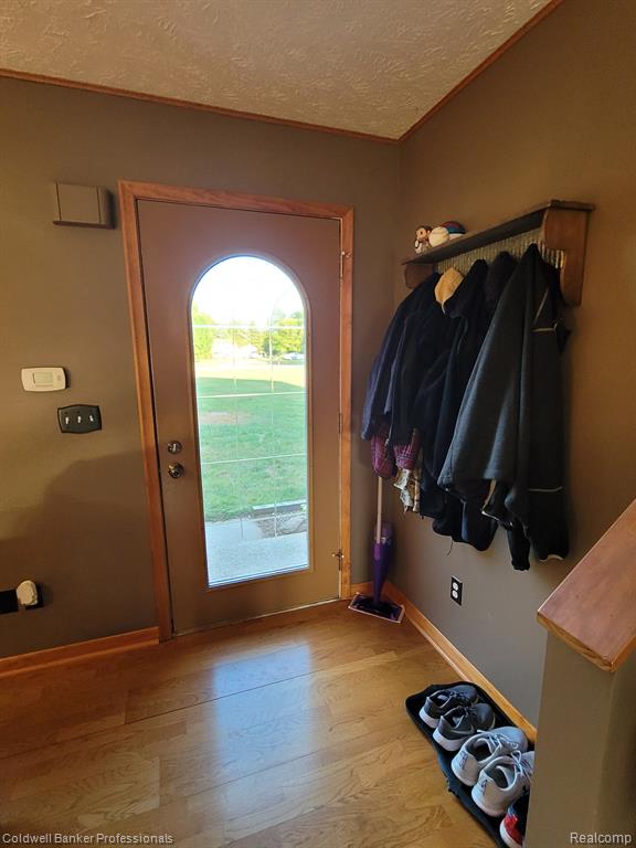 12850 Beardslee Road Perry, MI 48872 - Photo 5 of 36