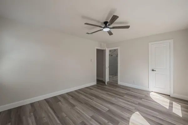 $339,900 | 217 Cooper Drive, Hurst, TX 76053