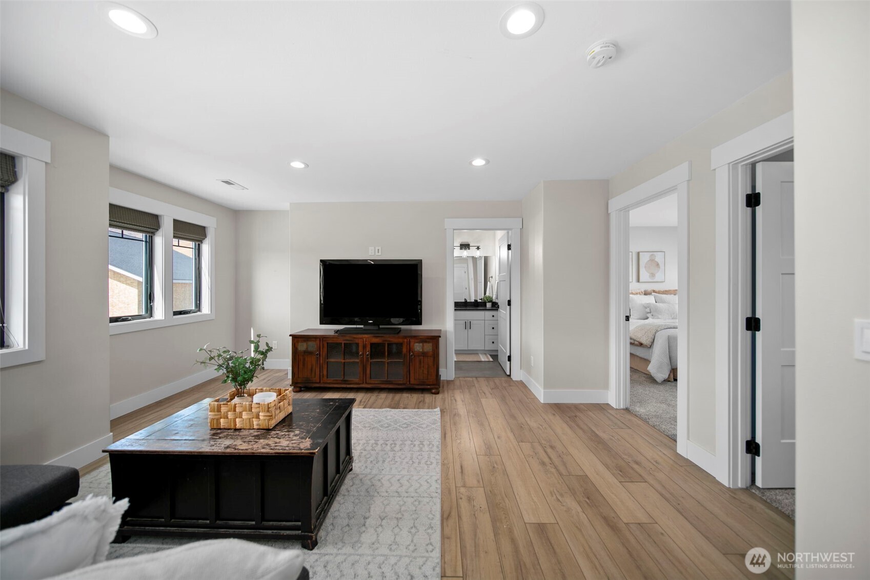 2002 North Road Wenatchee, WA 98801 - Photo 29 of 40 a living room with furniture and a flat screen tv